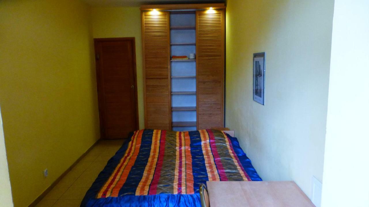 Iwona - Budget With Private Bathrooms Habitación en casa particular *